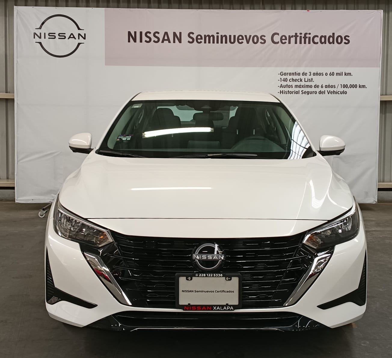 2025 Nissan SENTRA 4P ADVANCE L42.0 AUT in Blanco Perlado — front three-quarter view